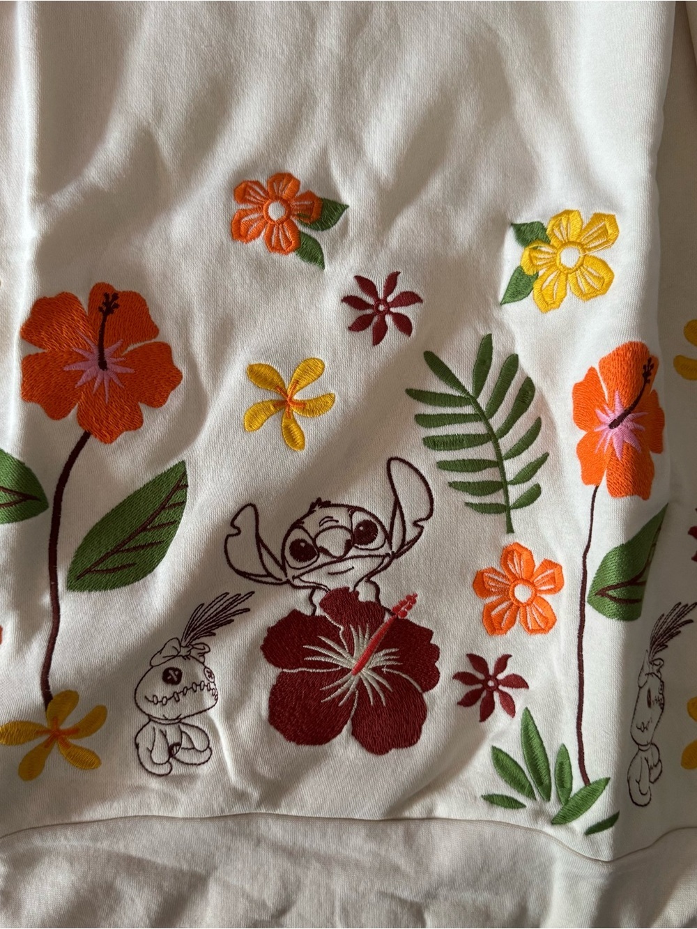 NWT small Disney Lilo & Stitch Floral Crewneck - Picture 2 of 8